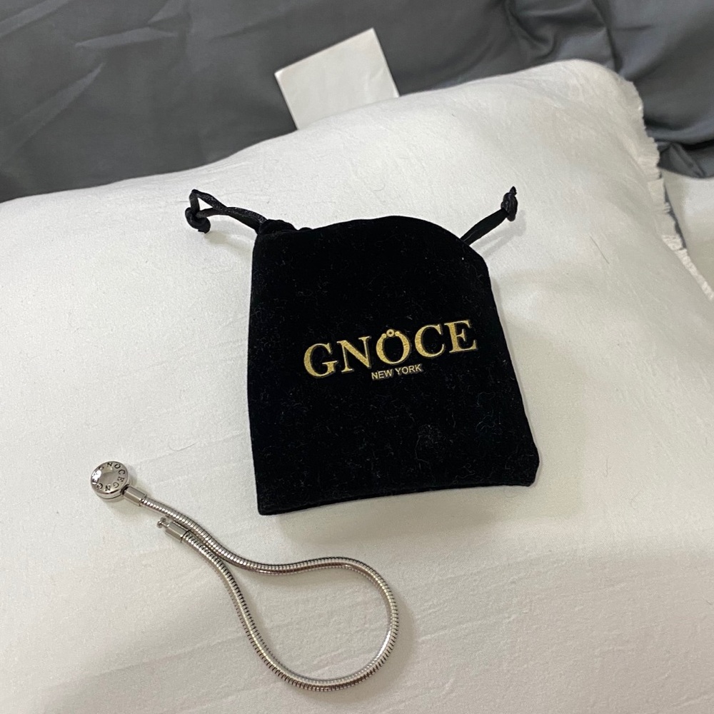 Gnoce charm bracelet